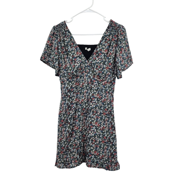 Abercrombie & Fitch Dresses & Skirts - Abercrombie and Fitch Women's Floral V-Neck Babydoll Mini Dress Sz Small